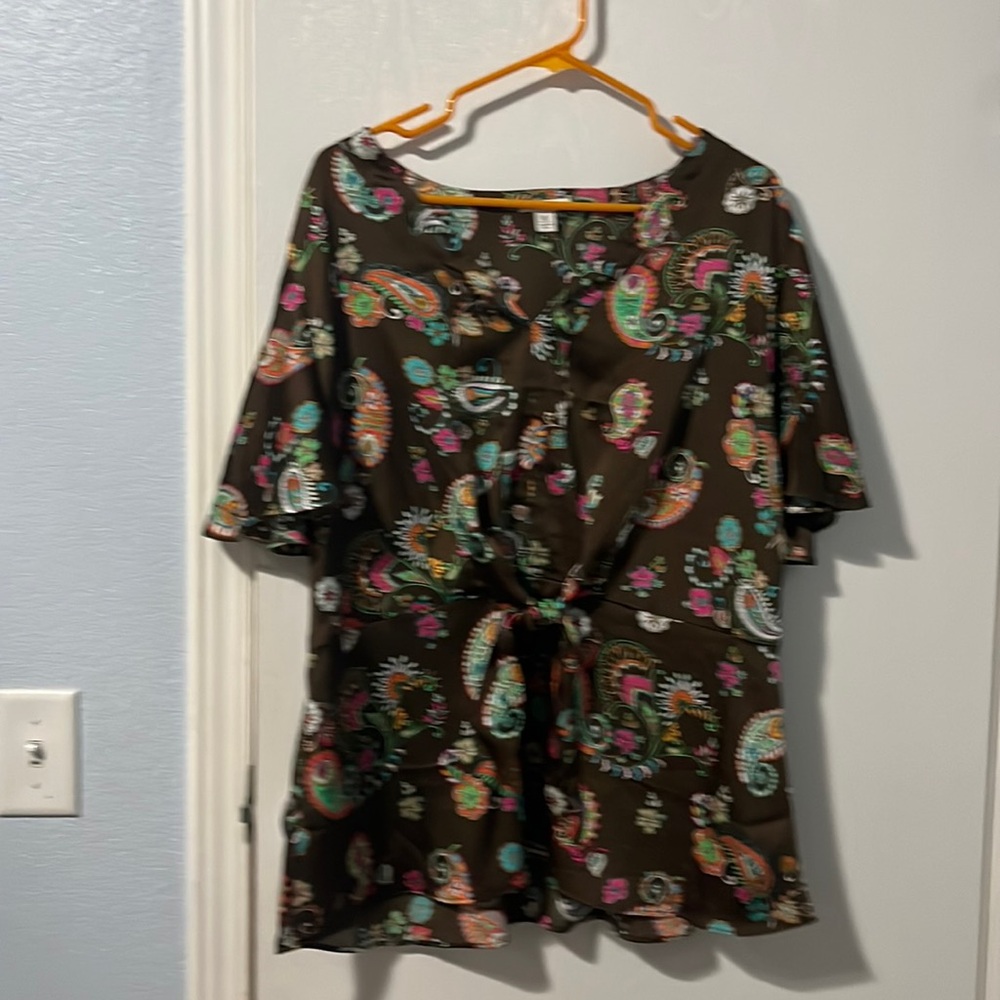 Women’s size XL Brown multicolored blouse